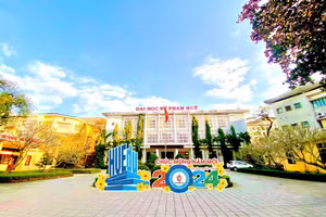 Đảng bộ Trường Đại học Sư phạm, Đại học Huế đạt được nhiều dấu ấn đột phá và ấn tượng trong nhiệm kỳ 2020-2025, tạo đà bước vào kỷ nguyên mới.