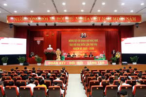 Đại hội đại biểu Đảng bộ Cơ quan Đại học Huế lần thứ VIII, nhiệm kỳ 2025-2030. (Ảnh: Đại Dương)