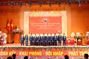 Đại hội bầu ra các thành viên Ban Chấp hành Đảng bộ Trường Đại học Luật, Đại học Huế nhiệm kỳ mới 2025 – 2030.