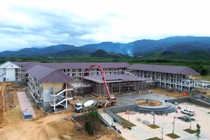 Dự án Trường phổ thông dân tộc nội trú liên cấp A Lưới 3 đang chuẩn bị về đích đúng thời hạn.