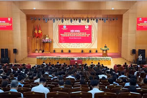 Nhiều vấn đề về giáo dục chấp hành pháp luật cho HS, SV TP Huế được bàn luận tại Hội nghị.