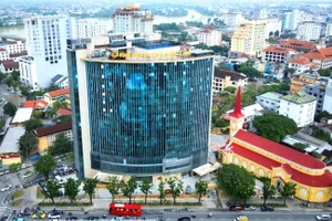 Bệnh viện Đa khoa Quốc tế Huế với vốn đầu tư hơn 2.300 tỷ đồng vừa được khánh thành tại TP Huế.