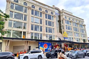 Ra mắt tổ hợp thương mại - dịch vụ - văn hóa Hué Plaza tại trung tâm TP Huế.