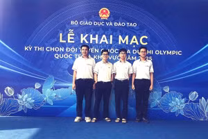 4 học sinh Trường THPT chuyên Quốc Học - Huế dự Kỳ thi chọn đội tuyển quốc gia dự thi Olympic quốc tế và khu vực 2025.