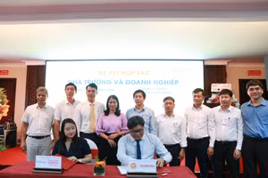 Trường Cao đẳng Huế ký hợp tác đào tạo với nhiều doanh nghiệp. (Ảnh: N.B)