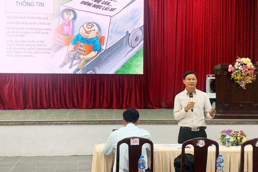 Tập huấn nội dung giảm nghèo về thông tin. giam-ngheo-03.jpg