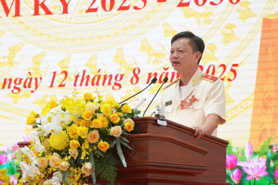 Thiếu tướng Huỳnh Việt Hòa, Giám đốc Công an TP Cần Thơ, phát biểu tại Đại hội. (Ảnh: Yến Phương) dai-hoi-ca.jpg