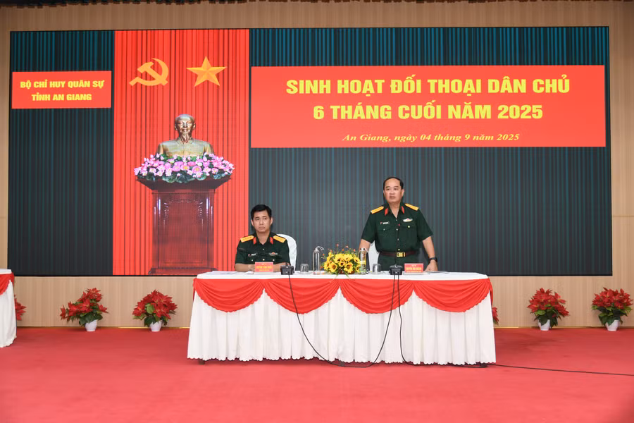 Hội nghị đối thoại dân chủ 6 tháng cuối năm 2025. (Ảnh: Phương Vũ)