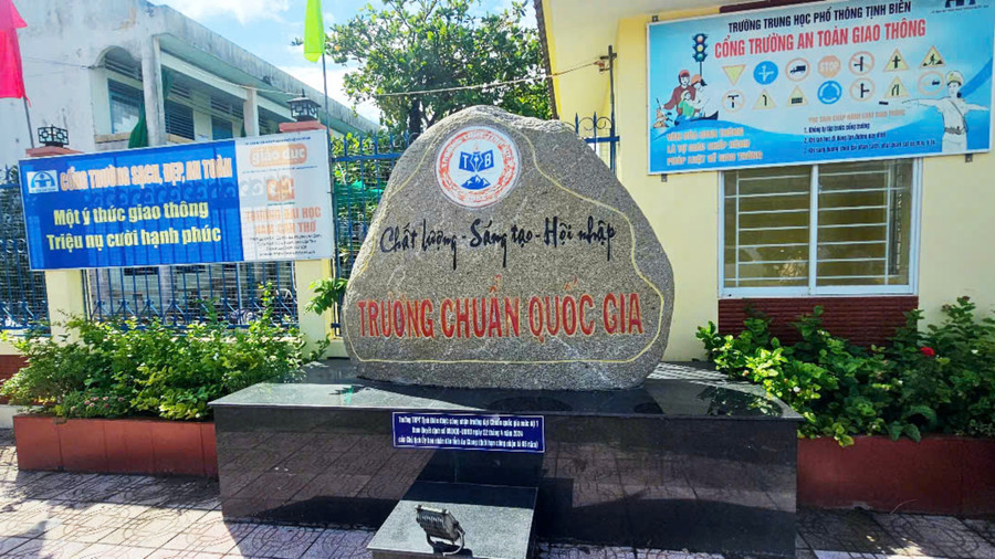 khai-giang-ag-2.jpg