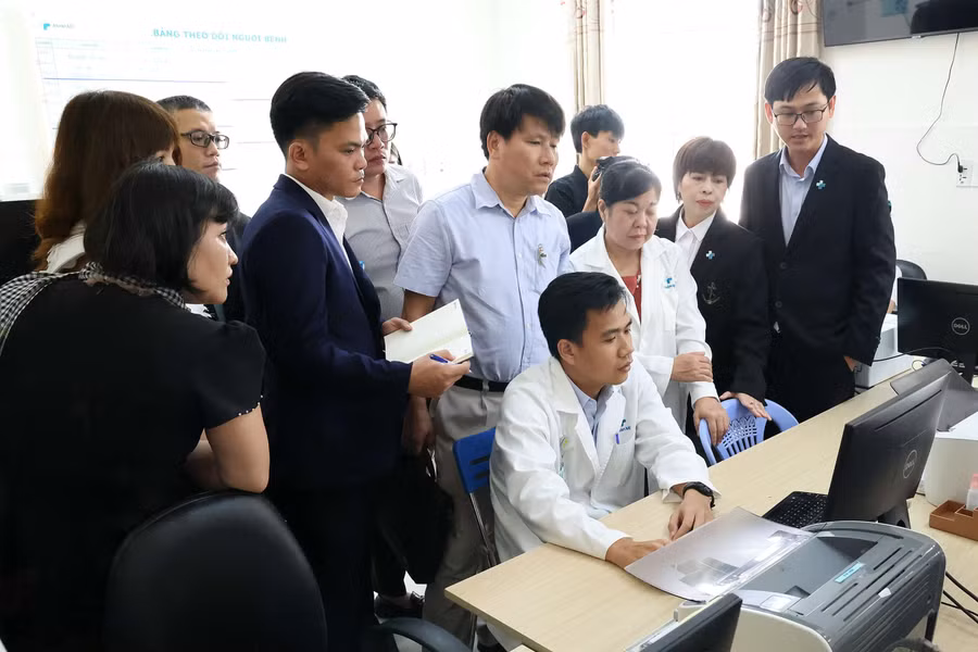 Triển khai hồ sơ bệnh án điện tử tại Bệnh viện Hoàn Mỹ Cửu Long, TP Cần Thơ. 