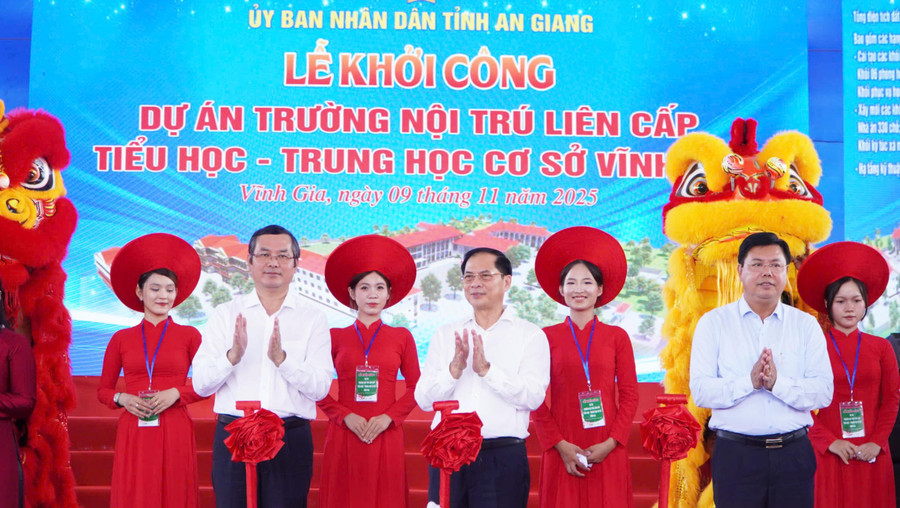 ag-truong-noi-tru.jpg