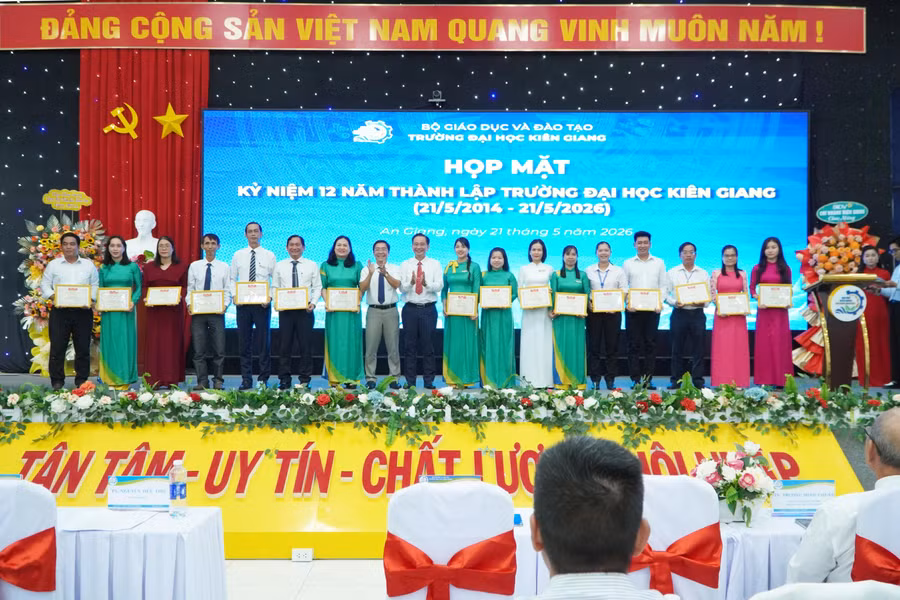 kgu-12-nam-7.jpg