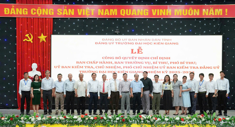 Lễ Công bố Quyết định tại Trường Đại học Kiên Giang.