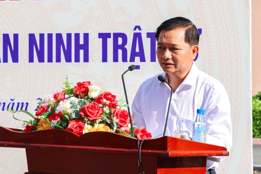 Ông Trần Văn Lâu, Chủ tịch UBND TP Cần Thơ phát biểu tại buổi lễ. to-198.jpg
