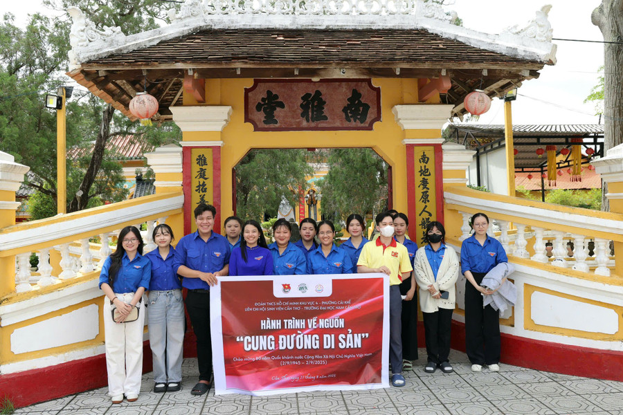 cung-duong-di-san-2.jpg
