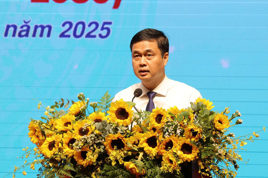 Ông Phạm Huy Giang, Trưởng Ban Thi đua - Khen thưởng Trung ương phát biểu tại Đại hội. thi-dua-7.jpg