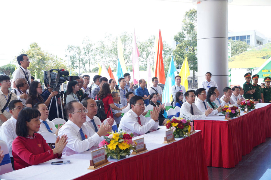 Quang cảnh buổi lễ. dai-hoi-ag.jpg