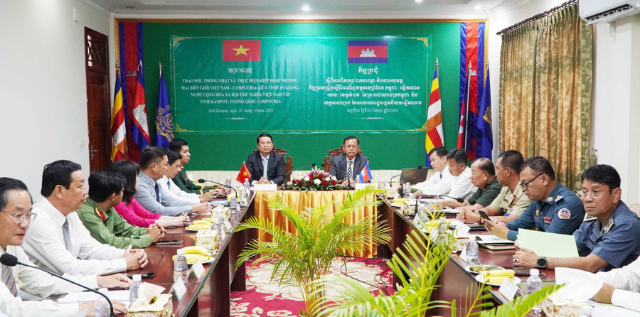 Quang cảnh Hội nghị. Ảnh: Phương Vũ. hiep-dinh.jpg