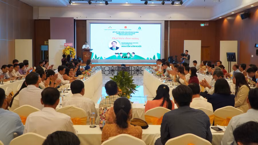 Quang cảnh buổi Hội thảo.