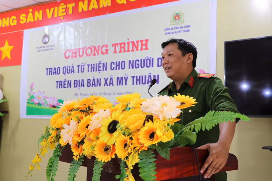 cong-an-tu-thien-1.jpg