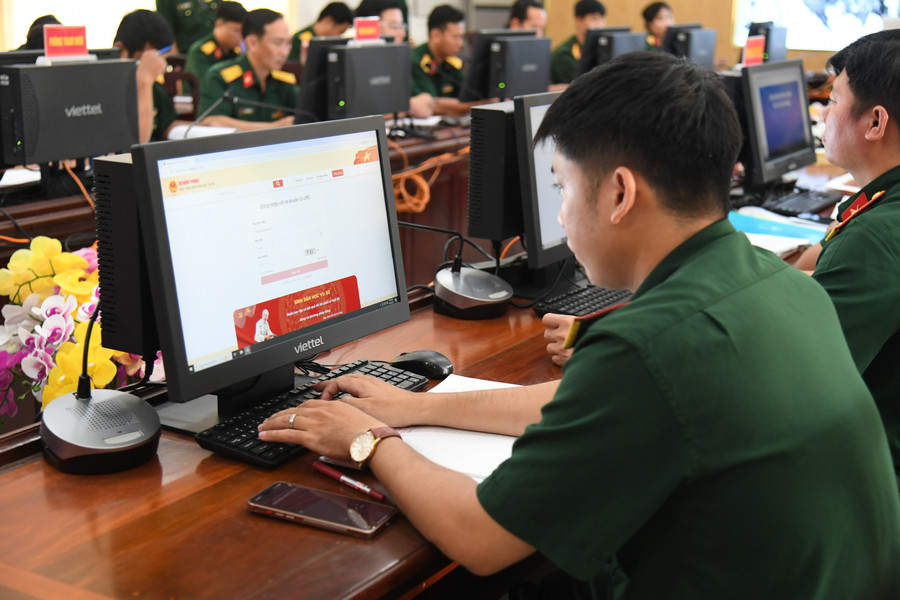 tri-tue-nhan-tao-2.jpg