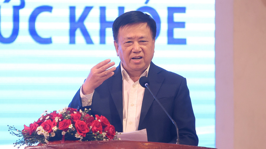 PGS. TS Nguyễn Văn Việt chia sẻ tại Hội thảo. phu-nu-ct-1.jpg
