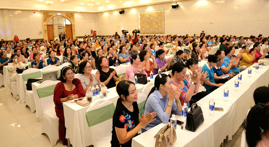 Quang cảnh Hội thảo. phu-nu-ct.jpg