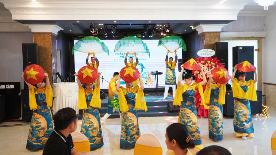 Lễ tri ân Ngày Nhà giáo Việt Nam 20/11/2025. 