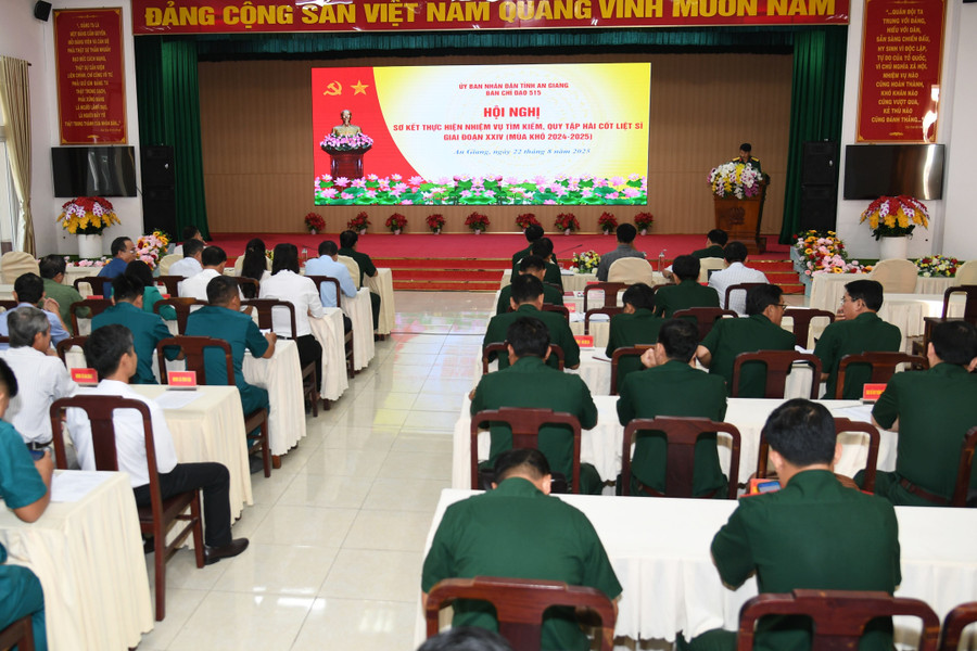 Quang cảnh Hội nghị. (Ảnh: Phương Vũ) liet-si-1.jpg