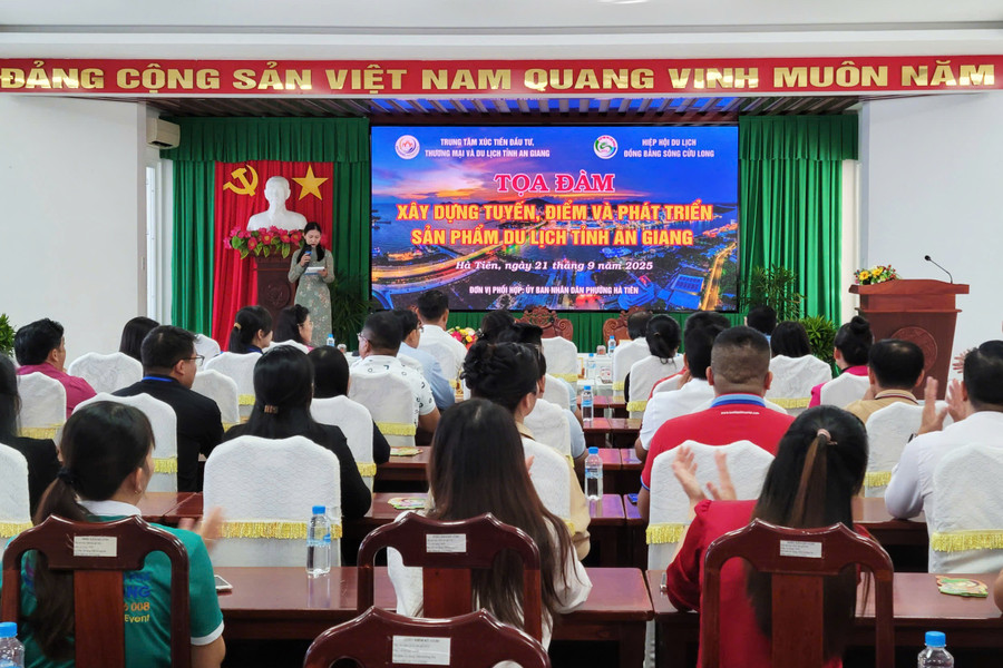 Quang cảnh buổi tọa đàm. Ảnh: Vĩnh Thông. toa-dam-ag-2.jpg