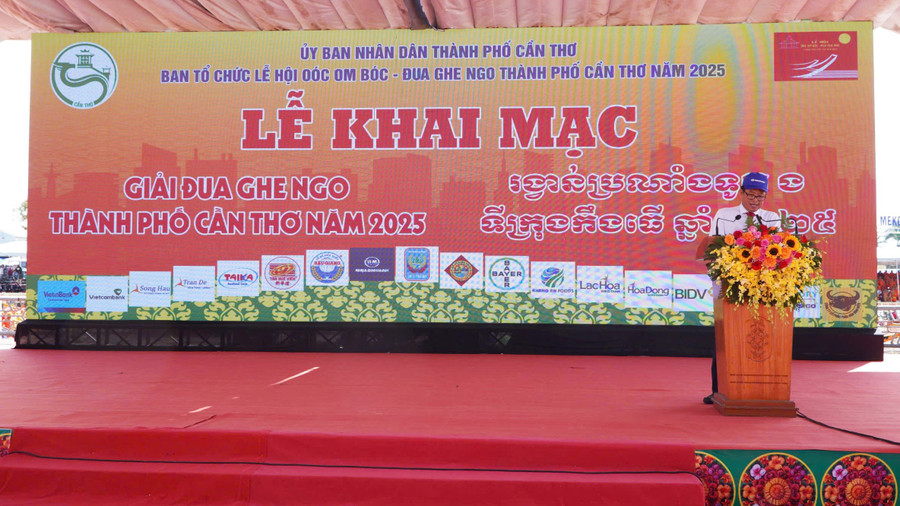 Giải đua sẽ diễn ra trong hai ngày 4 - 5/11. khmer-dua-ghe-7.jpg