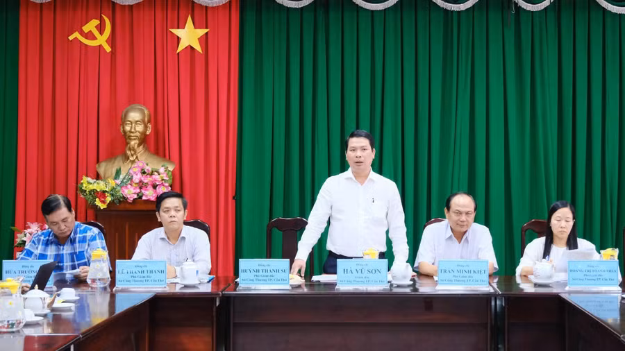 Hội nghị sơ kết 6 tháng đầu năm của Sở Công thương TP Cần Thơ. Ảnh: Yến Phương.