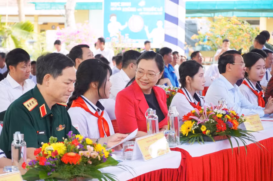 Thứ trưởng Bộ Giáo dục và Đào tạo Nguyễn Thị Quyên Thanh tại buổi lễ. Ảnh: Yến Phương.