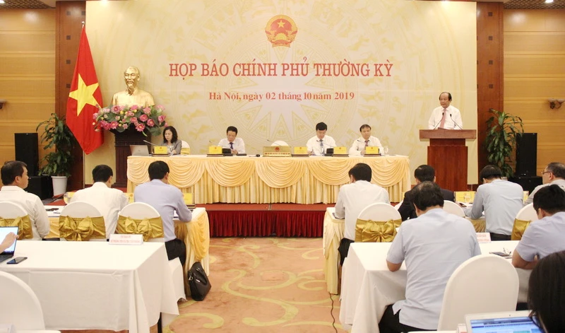 Toàn cảnh họp báo