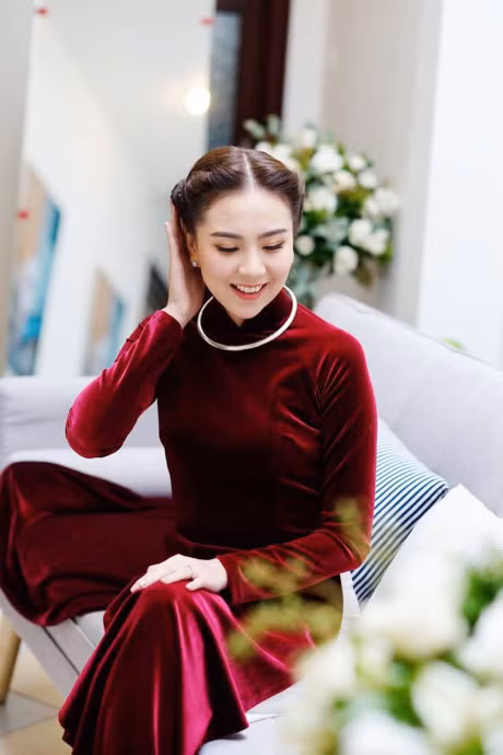 Ao dai do ngay an hoi khien nguoi ta phai nho mai cua sao Viet - Anh 1