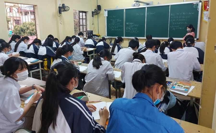 Một lớp học của Trường THPT Cẩm Giàng. Một lớp học của Trường THPT Cẩm Giàng.