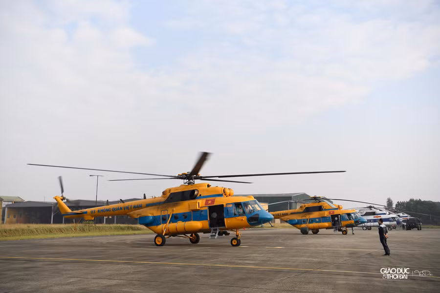 Đây là màn tổng duyệt để chuẩn bị cho buổi bay biểu diễn chính thức tại Triển lãm Quốc phòng quốc tế Việt Nam 2022 vào ngày 8/12 tới đây.