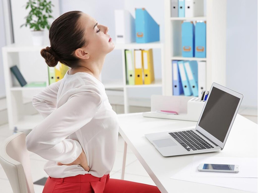 Ngồi quá lâu, ngồi sai tư thế là nguyên nhân gây bệnh đau lưng ở người trẻ Ngồi quá lâu, ngồi sai tư thế là nguyên nhân gây bệnh đau lưng ở người trẻ