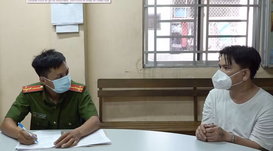 Đối tượng Ngô Phương Tâm làm việc với cơ quan công an.