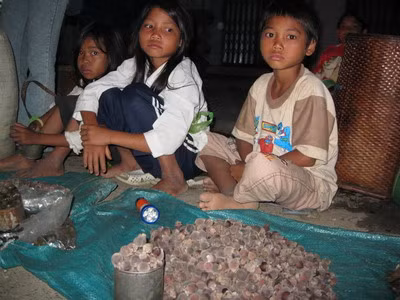 "Khát" chữ trên đỉnh Trường Sơn