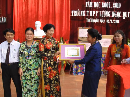 Trường THPT Lương Ngọc Quyến bước vào năm học thứ 64