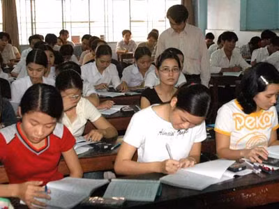 GV các chương trình liên kết đào tạo phải có ít nhất 3 năm kinh nghiệm