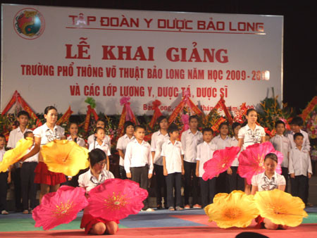 Nhà trường đã phát triển nhanh về quy mô Nhà trường đã phát triển nhanh về quy mô