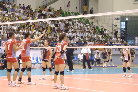 … nhưng Thái Lan mới là đội vào thi đấu trận chung kết với Trung Quốc