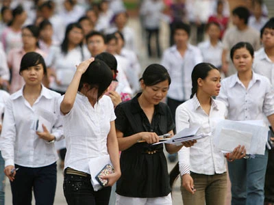 Điểm trúng tuyển NV2, chỉ tiêu NV3 của 9 ĐH, CĐ