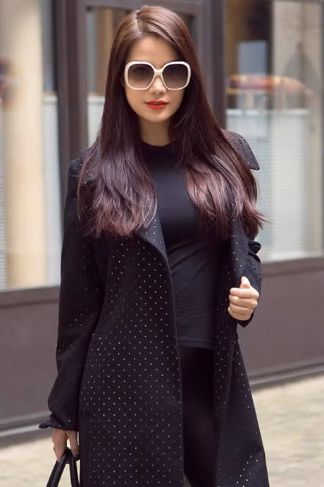 Nhung mau kinh ram giup Truong Ngoc Anh ton net dep sang trong - Anh 2