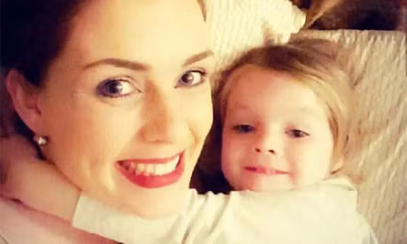 Cau noi cua con gai 3 tuoi cuu me khoi benh tram cam - Anh 1