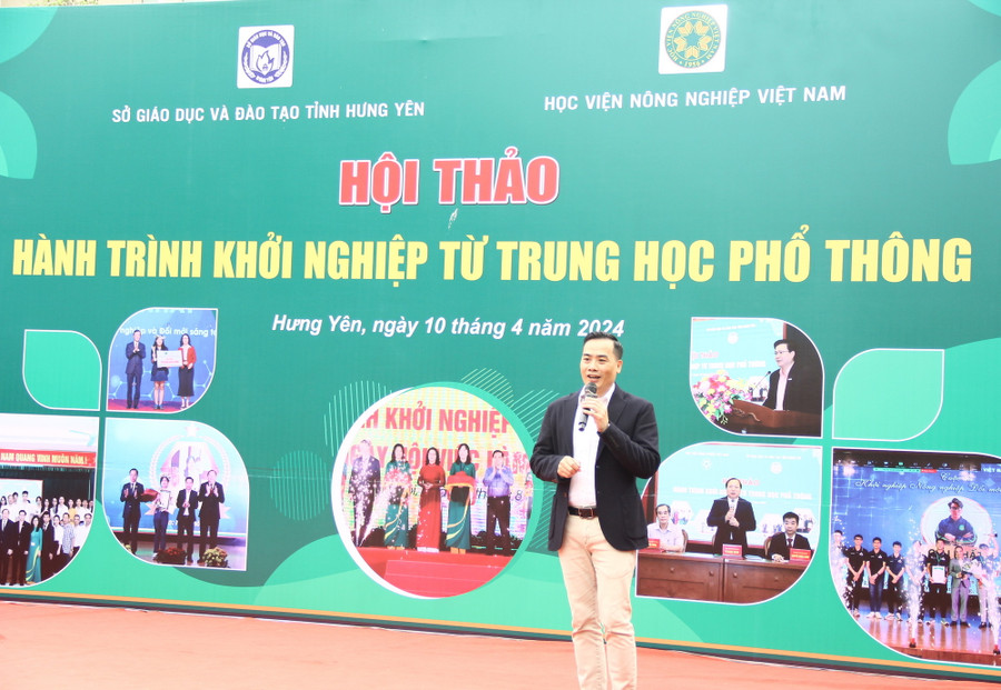 Ông Vương Hồng Hưng chia sẻ câu chuyện khởi nghiệp của mình.