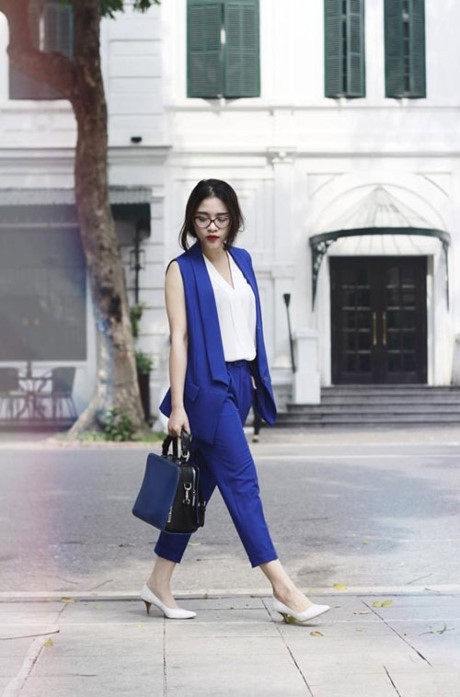 4 công thức trang phục vừa năng động lại sang trọng cho nàng công sở - Ảnh 8 4 cong thuc trang phuc vua nang dong lai sang trong cho nang cong so - Anh 8