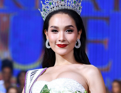 Nhìn gần nhan sắc của tân Hoa hậu chuyển giới quốc tế - Ảnh 1 Nhin gan nhan sac cua tan Hoa hau chuyen gioi quoc te - Anh 1